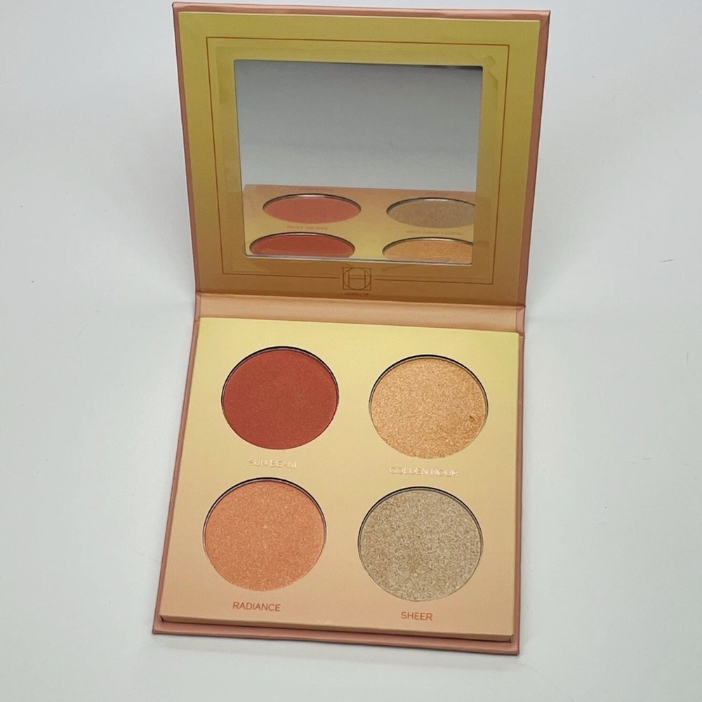 Hipdot 'Sun Goddess' 4 Shade
Face Palette
